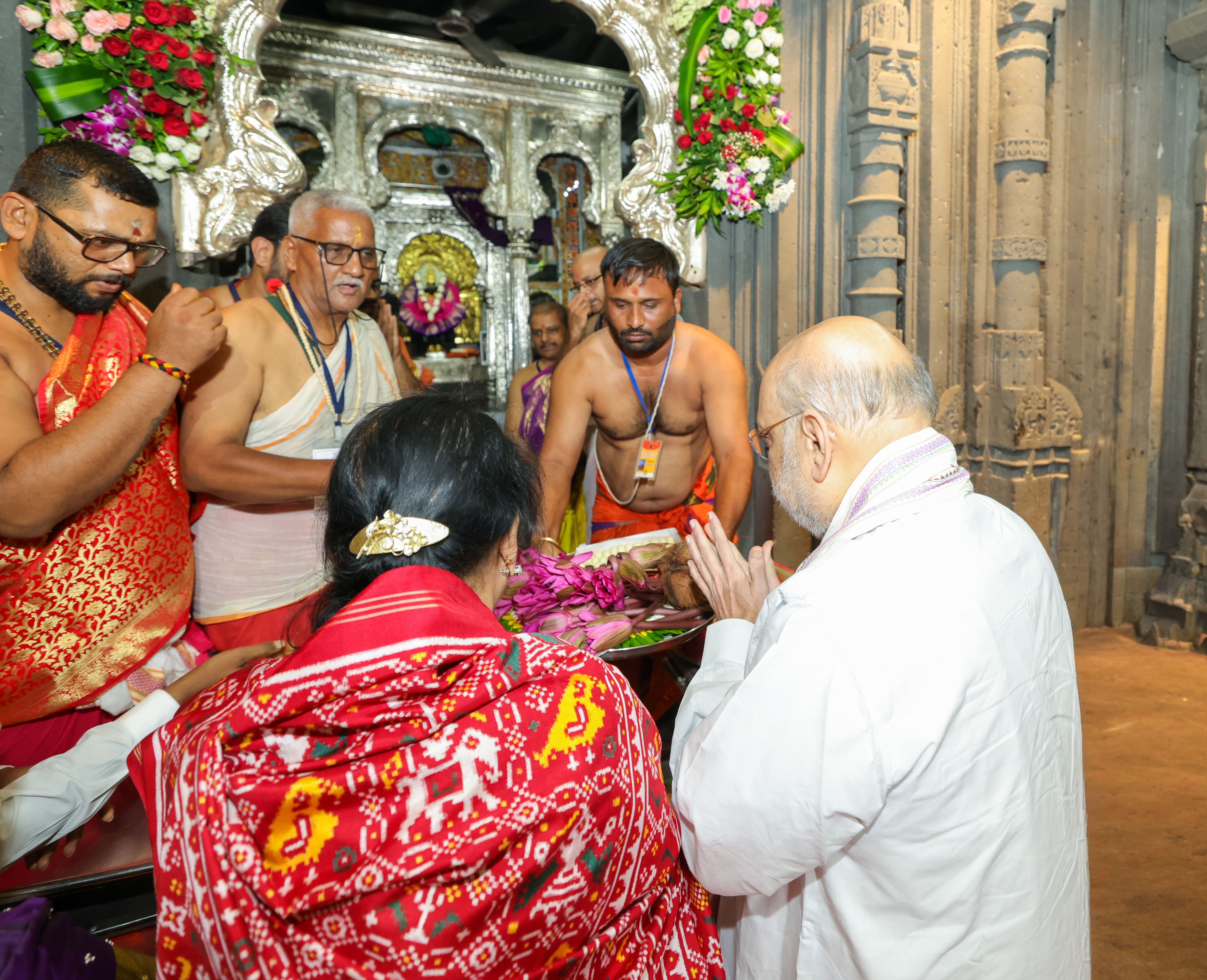 Union Home Minister and Minister of Cooperation Shri Amit Shah Visited the sacred Shakti Peeth Shri Ambabai Mahalakshmi Temple  in Kolhapur, Maharashtra, and offered prayers while seeking the blessings of the Goddess.