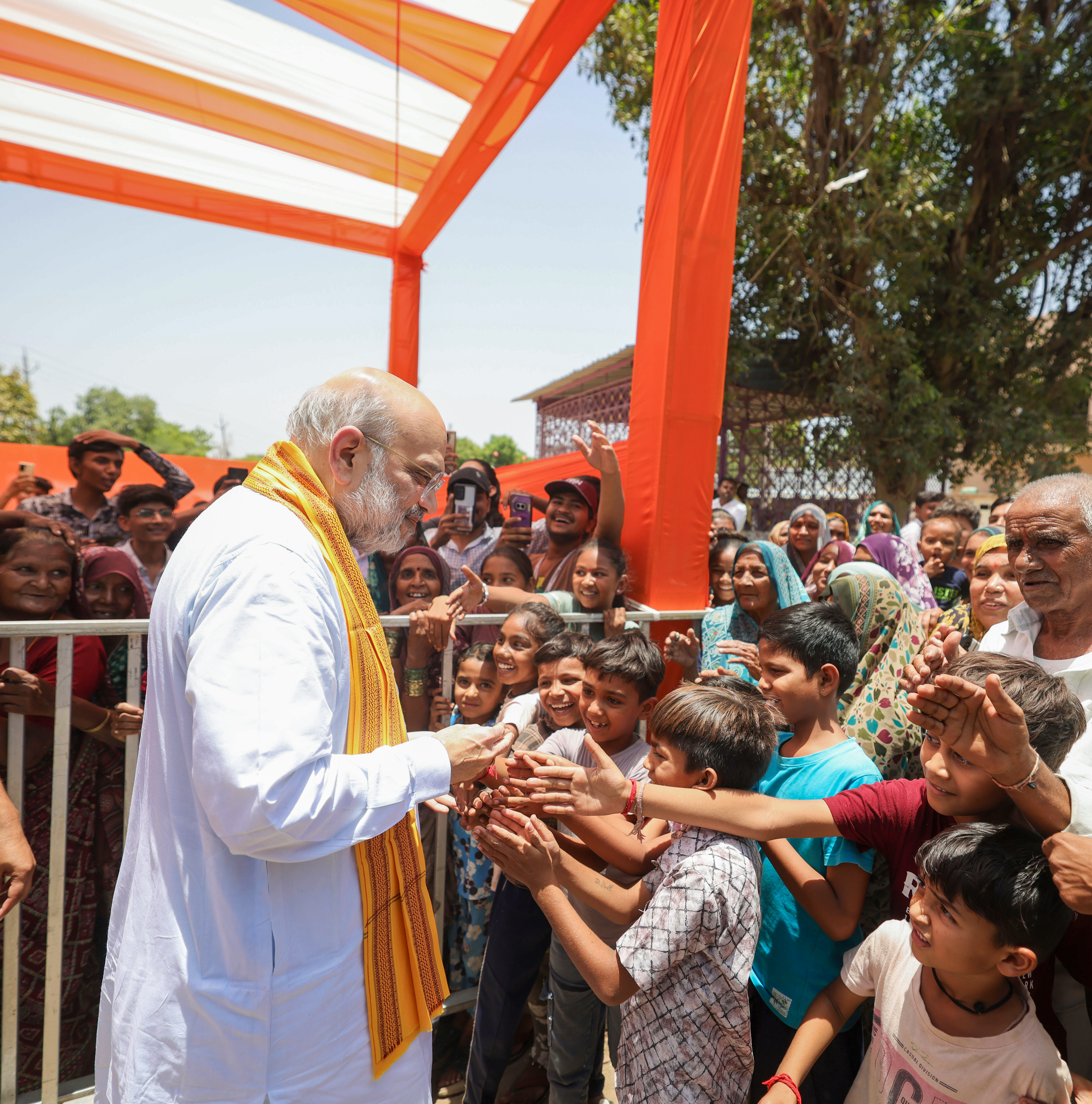Union Home Minister and Minister of Cooperation Shri Amit Shah today inaugurated the new Moti Bhoyan Primary School in Kalol, Gandhinagar.