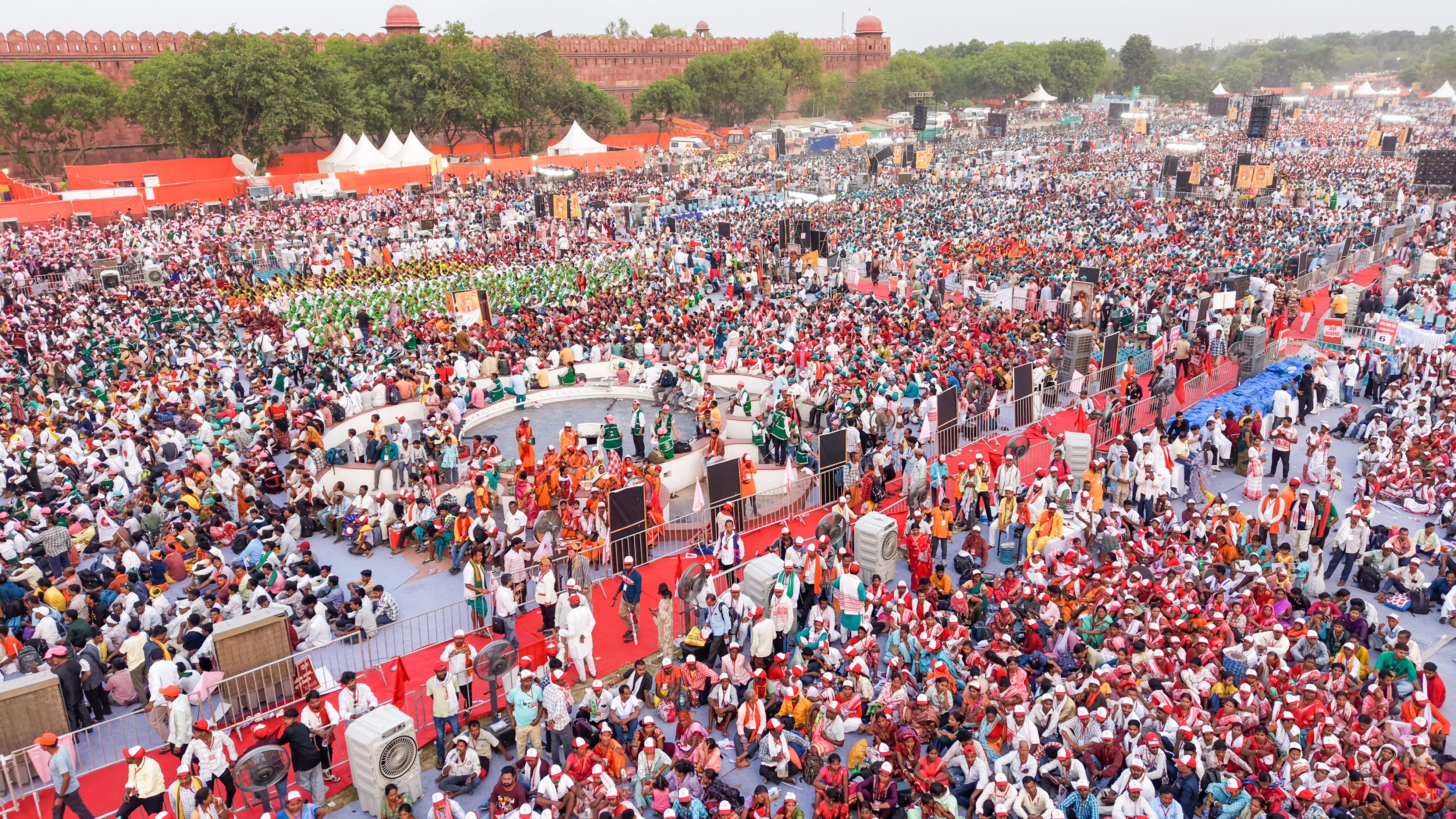 Union Home Minister and Minister of Cooperation, Shri Amit Shah addresses the ‘Janjati Sanskritik Samagam’ organised in New Delhi on the occasion of the 150thbirth anniversary year of Bhagwan Birsa Munda as the Chief Guest
