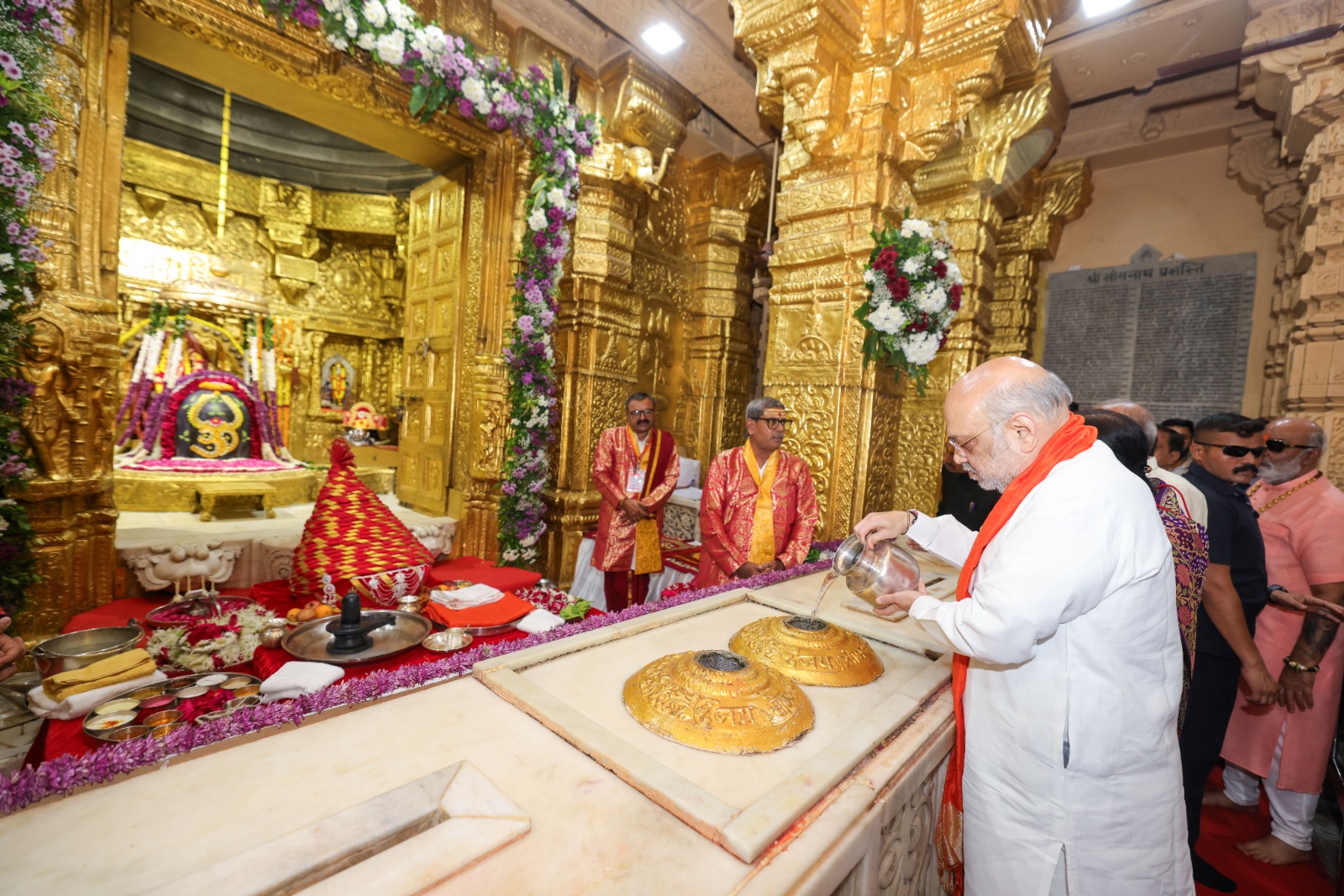 Union Home Minister and Minister of Cooperation, Shri Amit Shah, visits the Somnath Mahadev Temple in Gujarat and prays for the happiness, prosperity, and well-being of all.