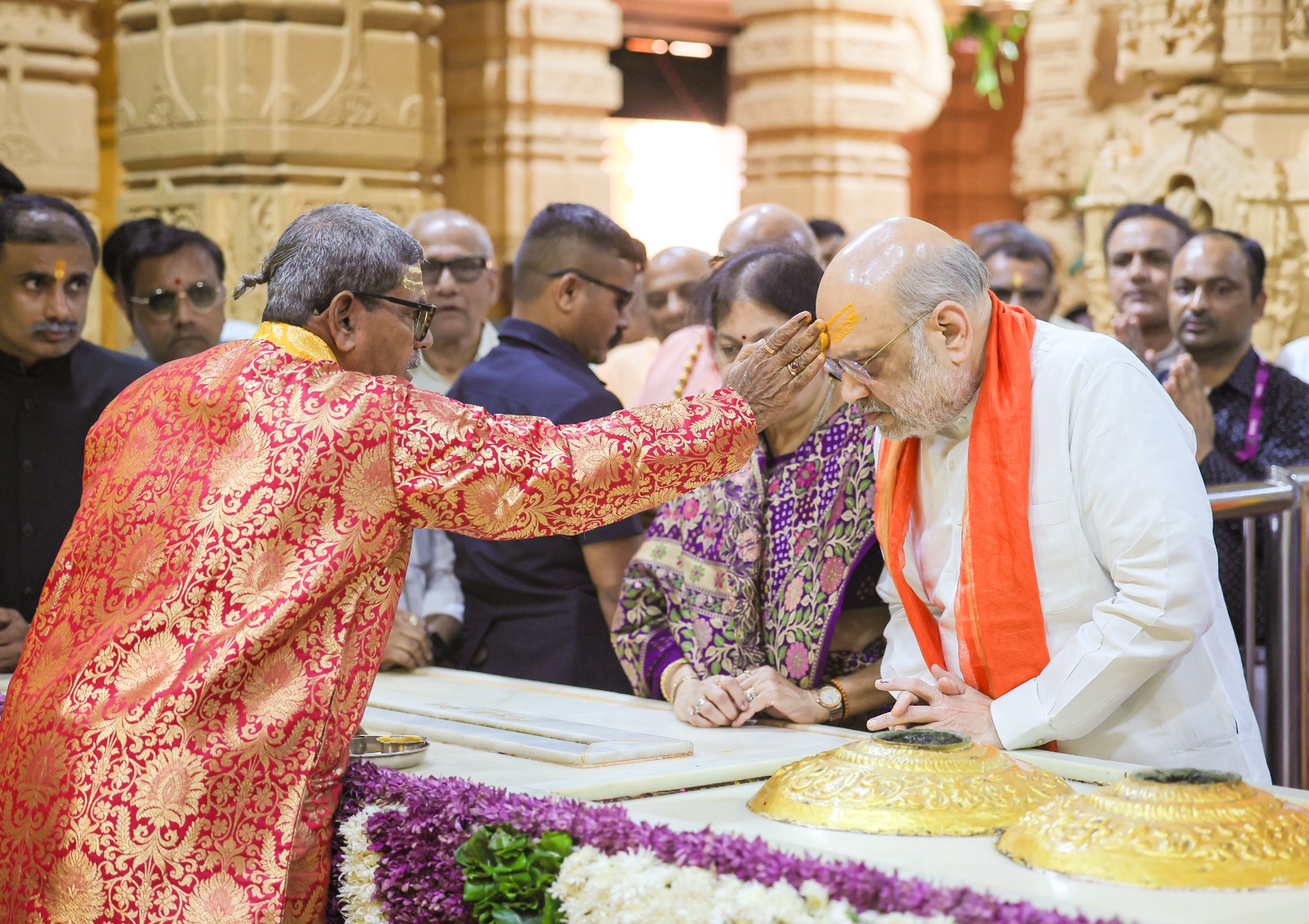 Union Home Minister and Minister of Cooperation, Shri Amit Shah, visits the Somnath Mahadev Temple in Gujarat and prays for the happiness, prosperity, and well-being of all.