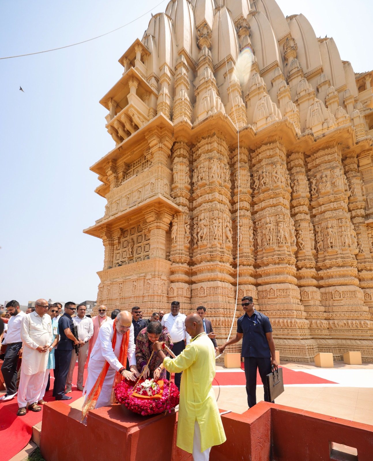 Union Home Minister and Minister of Cooperation, Shri Amit Shah, visits the Somnath Mahadev Temple in Gujarat and prays for the happiness, prosperity, and well-being of all.
